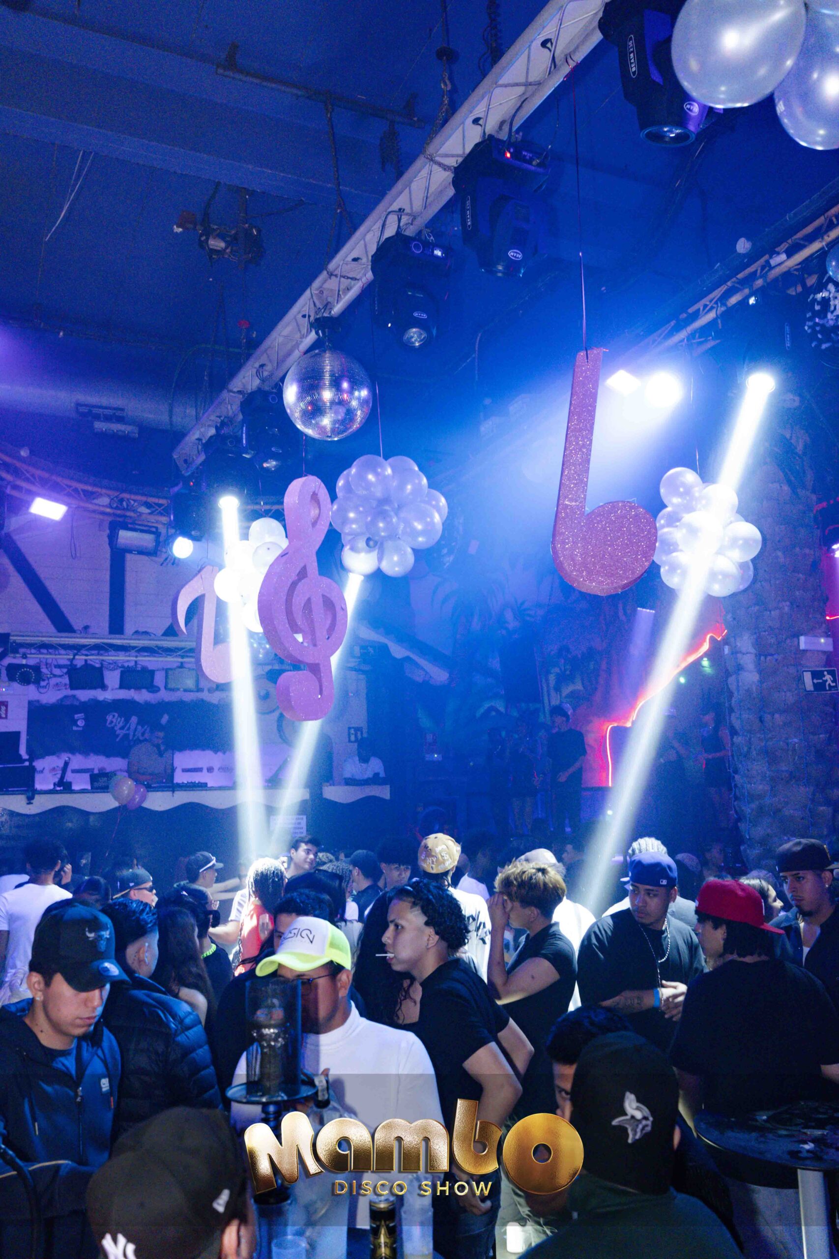 Mambodiscoshow 19-04-2024-43