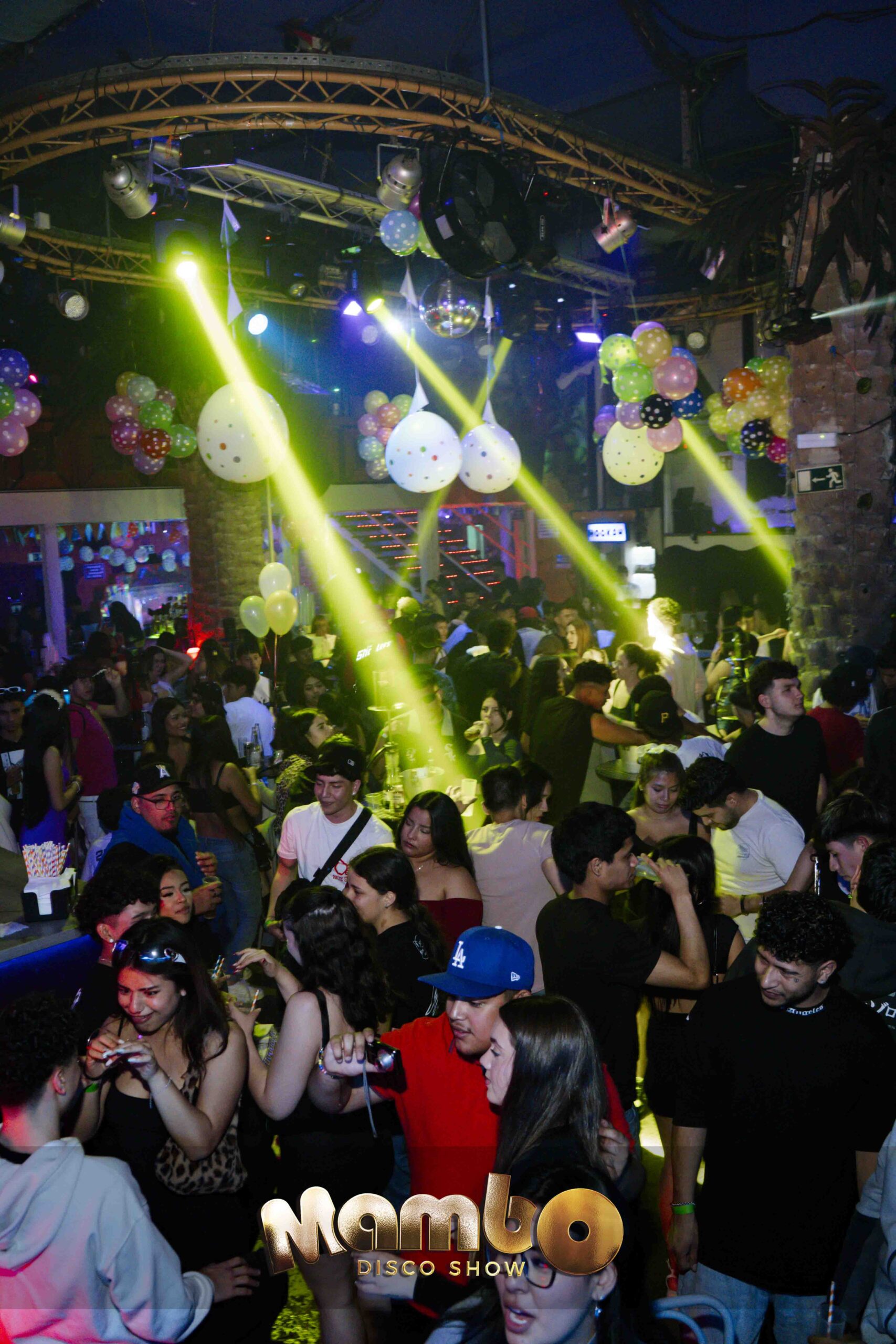 Mambodiscoshow 26-04-2024-12